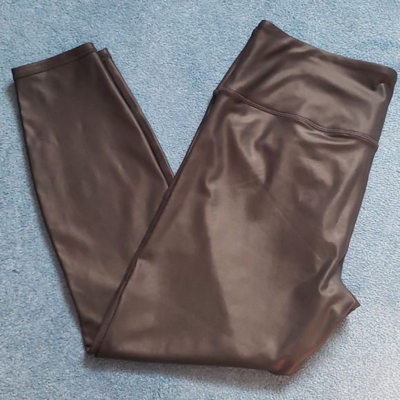 Athleta Pants - EUC Athleta Black Leggings, Size Large Petite